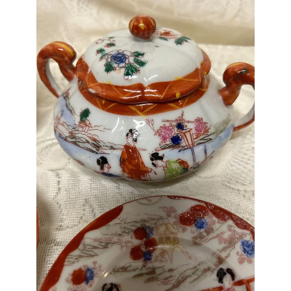 Vintage Japanese Three Geisha‎ Girls Porcelain Sugar Bowl, Lid and 3 Saucers Set